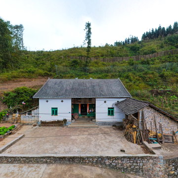 海子坝杨太安家