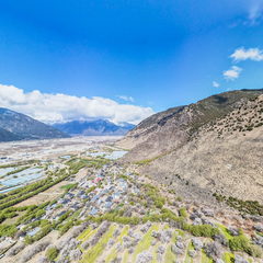 林芝嘎啦桃花村