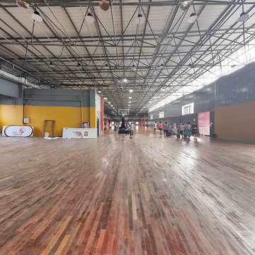 星耀羽毛球培训场地环境