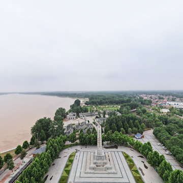 刘邓大军渡黄河纪念碑