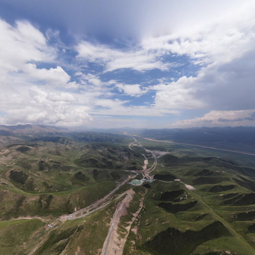 卓尔山风景区和祁连山草原