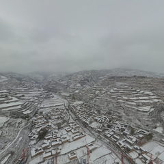 雪中的兰临2标施工现场