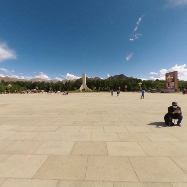 拉萨布达拉宫广场