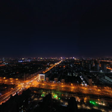 纯寒夜空下廊坊市区