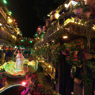 丽江古城樱花餐厅