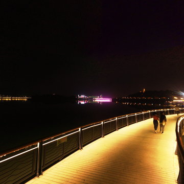 绵阳青年广场三江码头