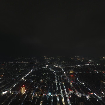 窦州里夜景