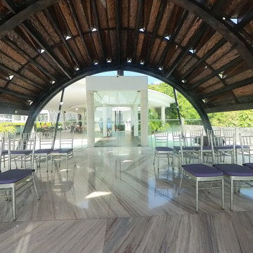 乌鲁瓦图｜万丽教堂全景