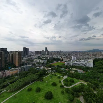 光明区红花山公园