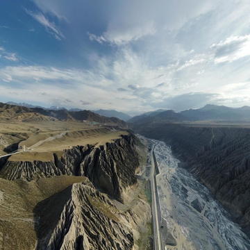 独山子亿年大峡谷