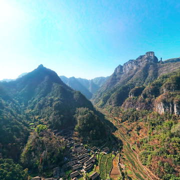 湘西州吉首市坪年村