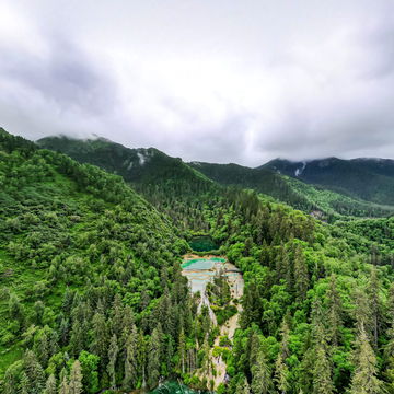 知行九寨之神仙池