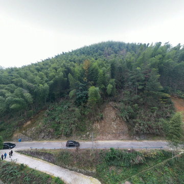 七里乡道路边坡