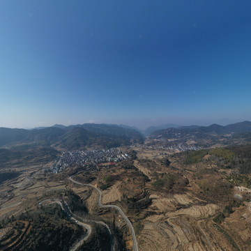 大洋巡护道起点边坡