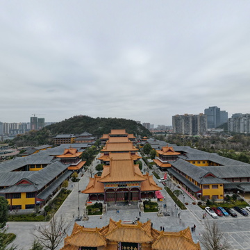 西普陀寺大门