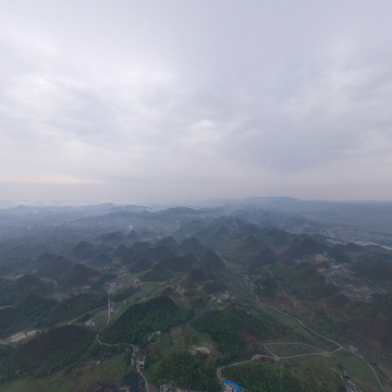 贵州省毕节市百里杜鹃花区彝山花谷全景