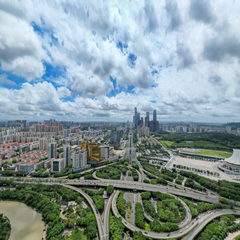 民歌湖会展附近