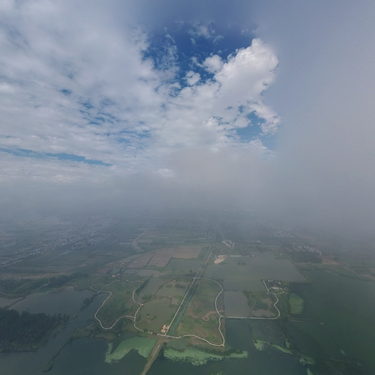 朔西湖的全景图