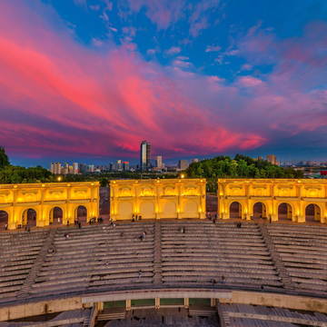 银川网红打卡点-览山剧场