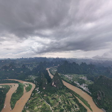 桂林阳朔兴坪古镇老寨山