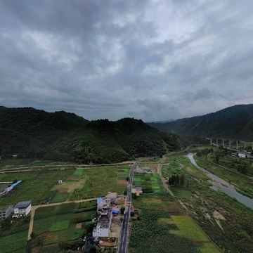 武关镇南坪村广场