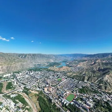 青海省尖扎县娘毛龙洼村