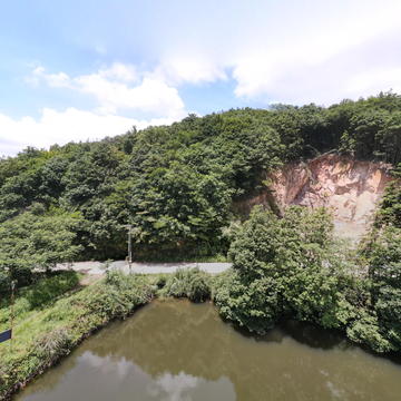 汇溪镇狗槽湾，塘下山塘