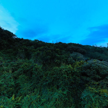 深圳马峦山瀑布全景图