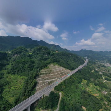 02斑竹互通到银方坝隧道