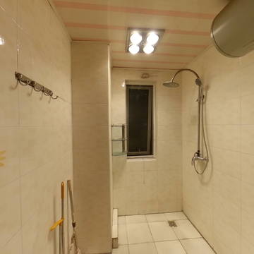 纳丹堡大一居出租