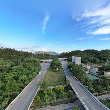 南坪快速与龙坪立交桥交叉口