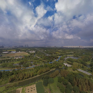 江苏无锡贡湖湾湿地公园裕庆寺全景图