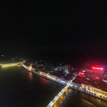 东坪镇夜景