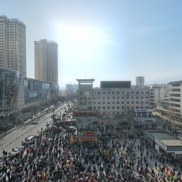 榆中健身广场社火