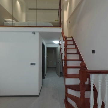 日照逐浪高民宿酒店