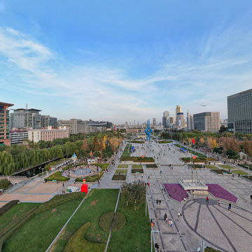 济南泉城广场西侧全景图