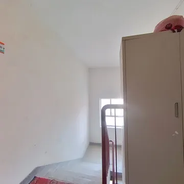 英吉沙县幸福二号小区49号楼一单元161