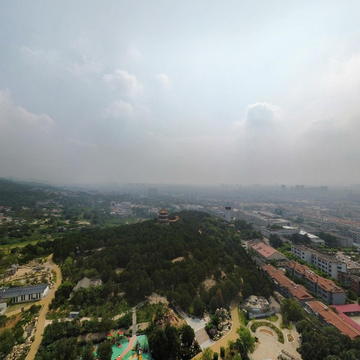 山东泰安虎山公园