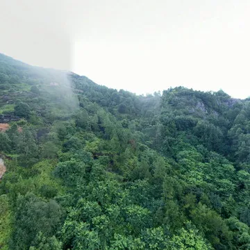 天护寺停车场全景
