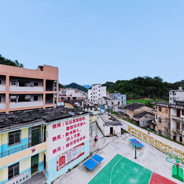 广平镇思化小学全景