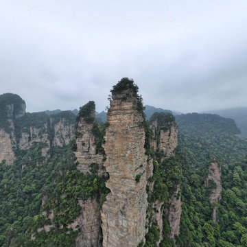 张家界国家森林公园之金鞭岩