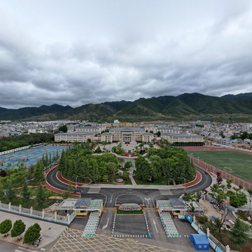 会泽县茚旺高级中学-门口