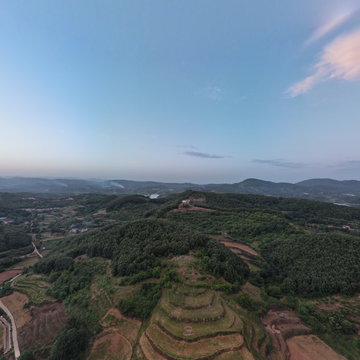 我们改造的院子所在地的全景图噢！