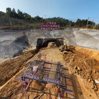 深南高铁白石隧道建设